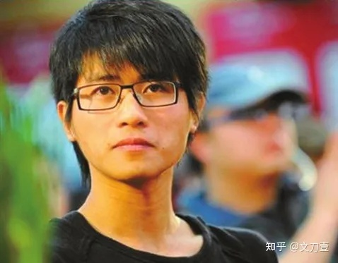 韩寒微博:一代人的青春记忆与思想共鸣 韩寒微博:一代人的青春记忆与思想共鸣