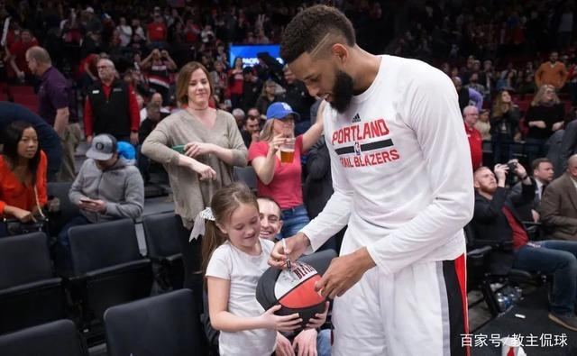 克拉布NBA:从默默无闻到闪耀球场的逆袭传奇 克拉布NBA:从默默无闻到闪耀球场的逆袭传奇