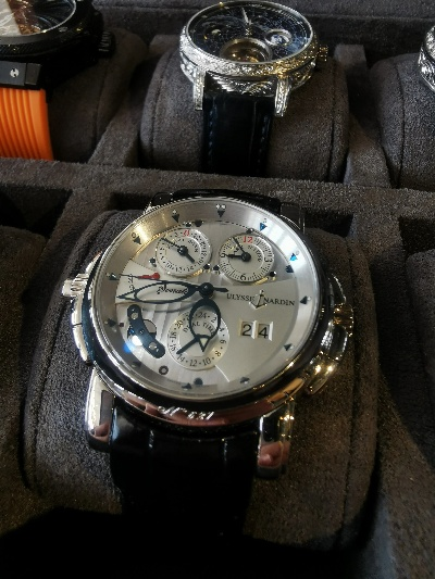 雅典表高仿奢华复刻再现高端手表的秘密 雅典表 手表 手表资讯  第1张 雅典表高仿奢华复刻再现高端手表的秘密 雅典表 手表 手表资讯  第1张