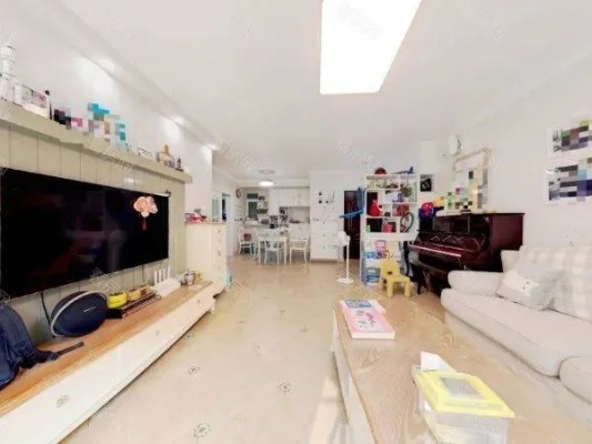 星海名城一期二组团附近有比较好的幼儿园吗?1个月多少钱?想找个2000元以下的? 星海名城一期二组团附近有比较好的幼儿园吗?1个月多少钱?想找个2000元以下的?