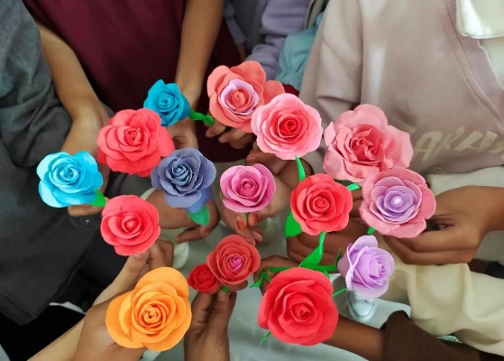 面塑压玫瑰的工具相关长尾关键词有哪些 面塑压玫瑰的工具相关长尾关键词有哪些