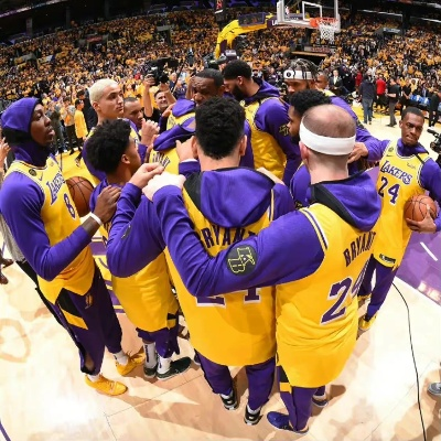 黄蜂vs湖人:青春风暴能否掀翻紫金王朝? 黄蜂vs湖人:青春风暴能否掀翻紫金王朝?