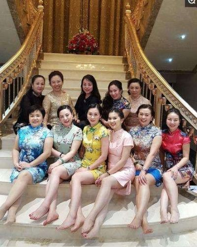 揭秘恒大土豪太太团:奢华背后的财富密码与生活真相 揭秘恒大土豪太太团:奢华背后的财富密码与生活真相