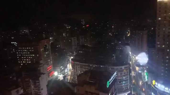 贝鲁特时间:这座不眠之城如何用慢节奏治愈你的焦虑? 贝鲁特时间:这座不眠之城如何用慢节奏治愈你的焦虑?
