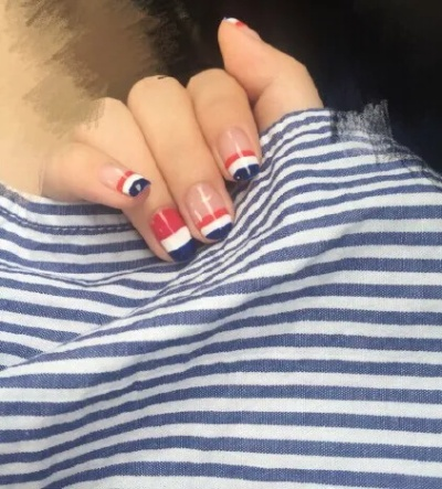 2018年世界杯美甲:用指尖的色彩点燃球迷激情 2018年世界杯美甲:用指尖的色彩点燃球迷激情