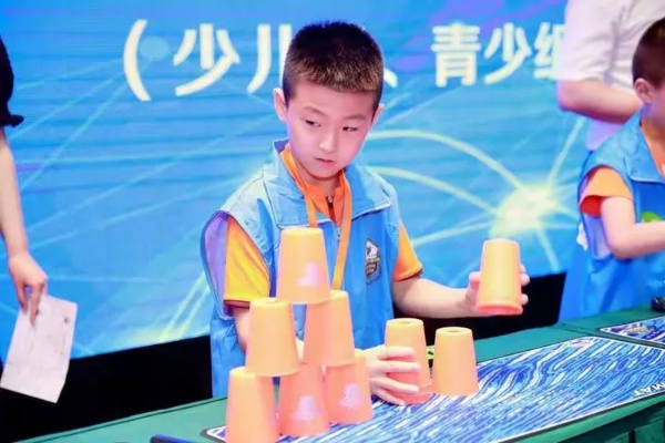 脑力锦标赛:一场激发年轻人潜能的智力盛宴 脑力锦标赛:一场激发年轻人潜能的智力盛宴