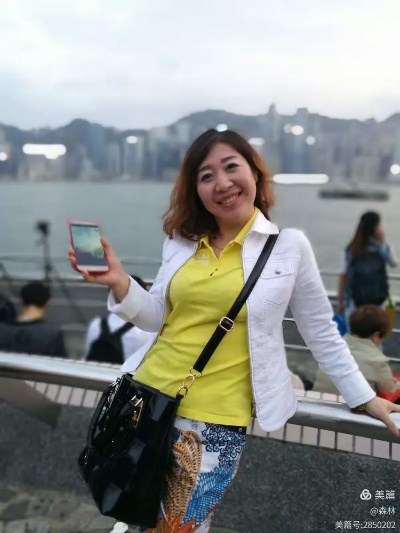 香港女导游:带你探索东方之珠的独特魅力 香港女导游:带你探索东方之珠的独特魅力