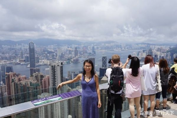 香港女导游:带你探索东方之珠的独特魅力 香港女导游:带你探索东方之珠的独特魅力