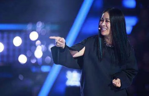 那英的小二班:音乐梦想的温暖摇篮,为何让年轻人如此着迷? 那英的小二班:音乐梦想的温暖摇篮,为何让年轻人如此着迷?