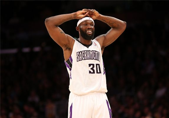 雷吉埃文斯:NBA赛场上的硬汉传奇 雷吉埃文斯:NBA赛场上的硬汉传奇