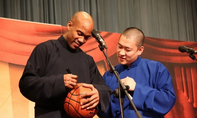 马布里与相声:一场跨越文化的奇妙碰撞 马布里与相声:一场跨越文化的奇妙碰撞